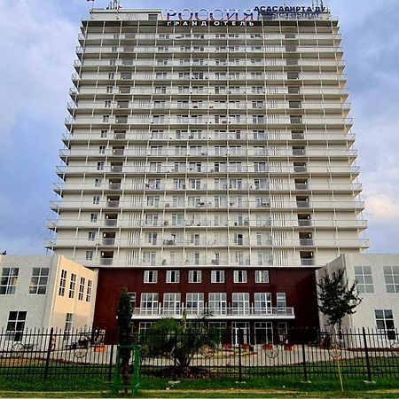 Гранд Отель Россия Gudauta Exteriér fotografie